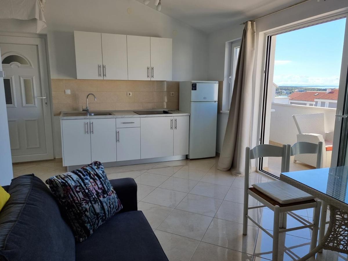 Apartments Ana 诺瓦利娅 外观 照片